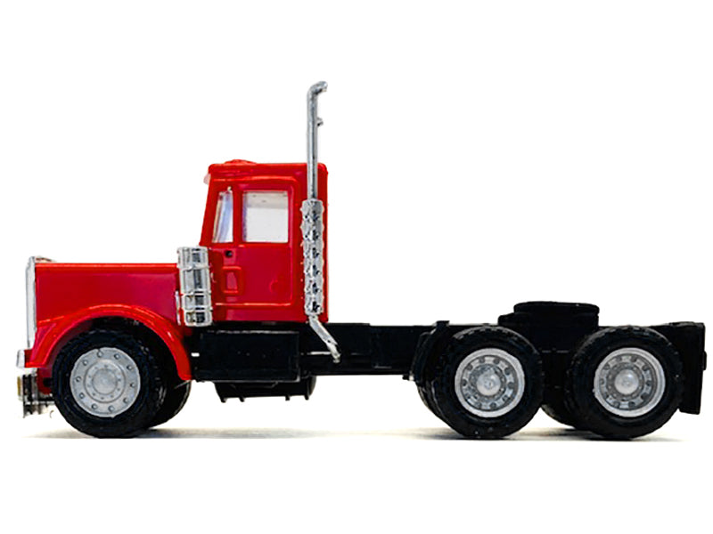 Kenworth W900 Short Day Cab "New Version" Red 1/87 (HO) Plastic Model Car by Promotex - image 2
