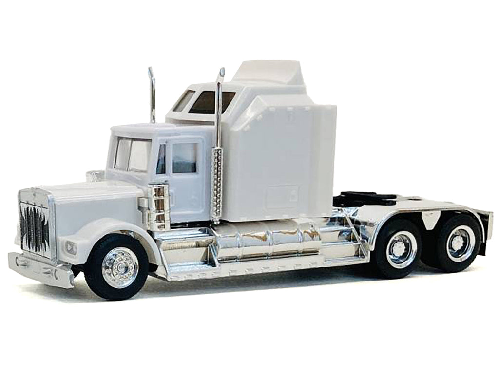 Kenworth W900 with Extra Large Sleeper White 1/87 (HO) Plastic Model Car by Promotex - image 2