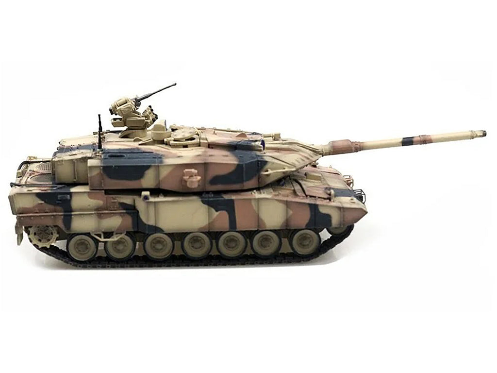 Leopard 2 A7+ Main Battle Tank "Desert Camouflage" German Army "Armor Premium" Series 1/72 Diecast Model by Panzerkampf - image 3