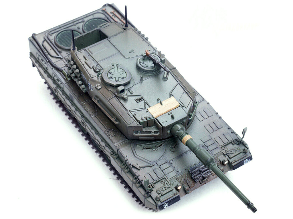 Leopard 2A4 Main Battle Tank with Snorkel "Green Camouflage" German Army "Armor Premium" Series 1/72 Diecast Model by Panzerkampf - image 2