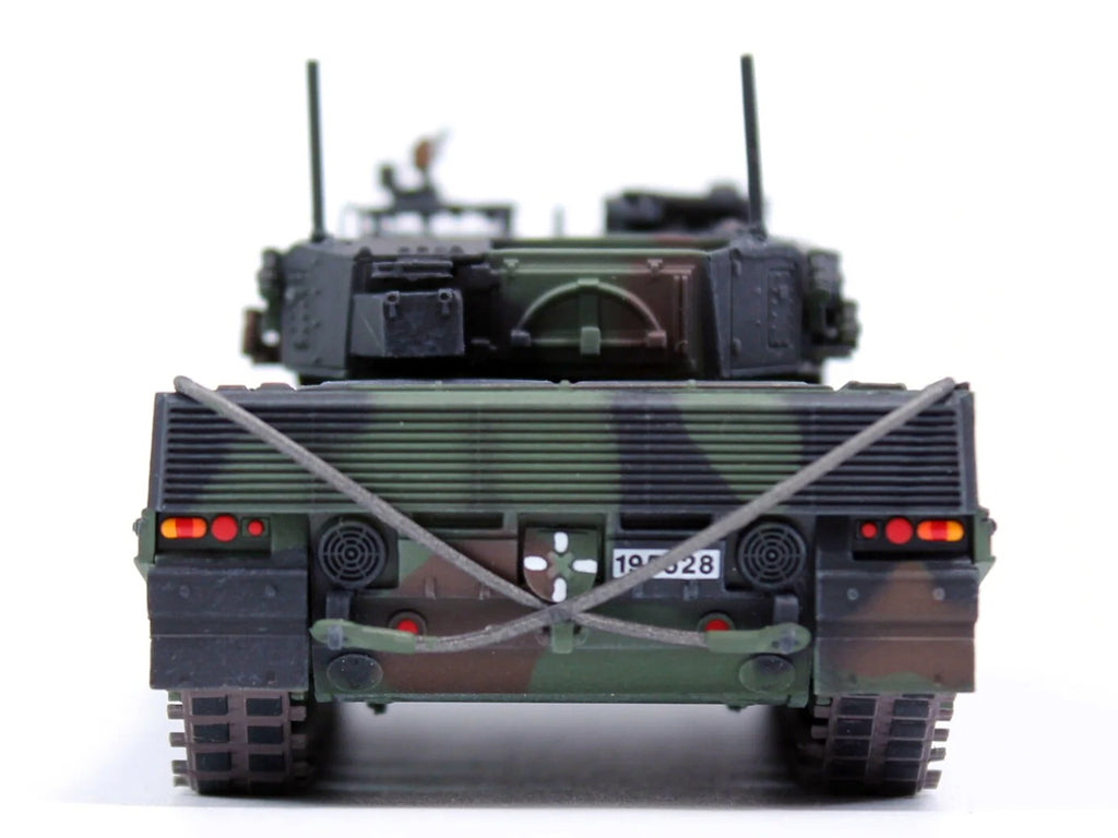 Leopard 2A4 Main Battle Tank "2nd Cavalry Armoured Brigade Turkey-Syria Border" (2016) Turkish Army "Armor Premium" Series 1/72 Diecast Model by Panzerkampf