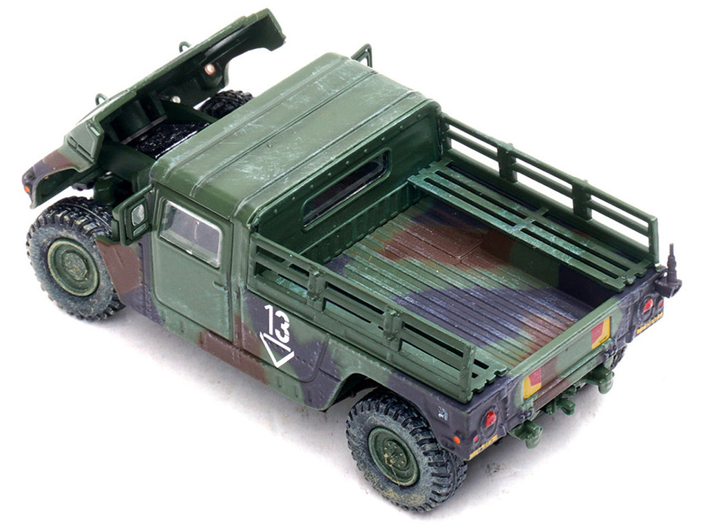 M998 HMMWV "2nd Battalion 3rd Field Artillery Regiment 1st Armored Division Stationed in Germany" (1999) United States Army "Military Miniature" Series 1/64 Diecast Model by Panzerkampf - image 2