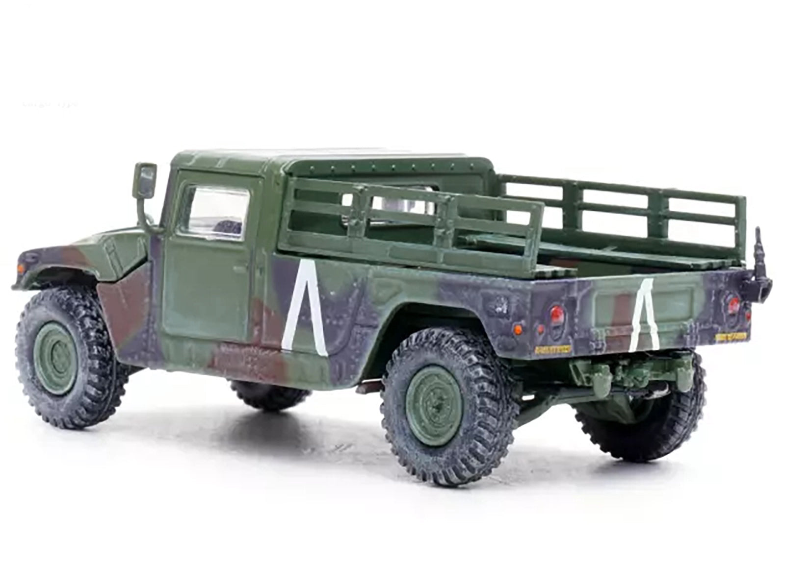 M998 HMMWV "8th Battalion 4th Air Defense Regiment 101st Airborne Division Gulf War" (1991) United States Army "Military Miniature" Series 1/64 Diecast Model by Panzerkampf - image 3
