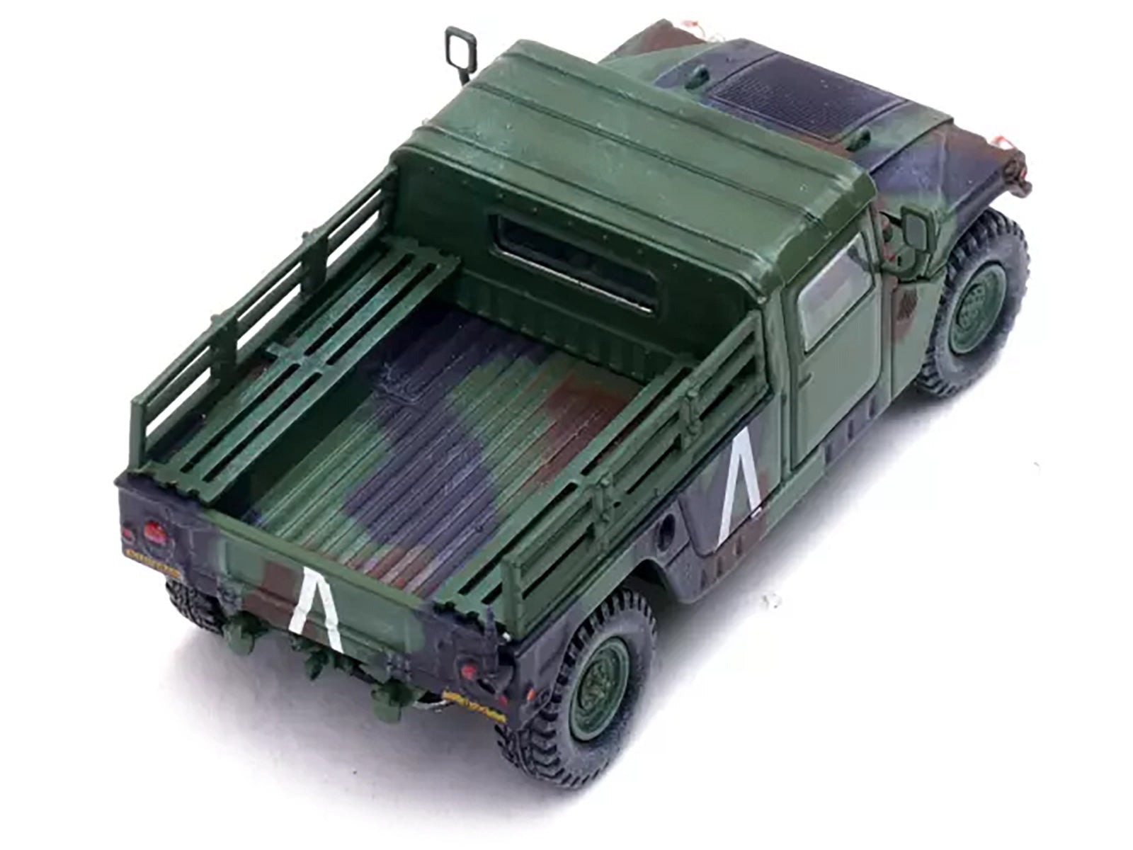 M998 HMMWV "8th Battalion 4th Air Defense Regiment 101st Airborne Division Gulf War" (1991) United States Army "Military Miniature" Series 1/64 Diecast Model by Panzerkampf - image 5