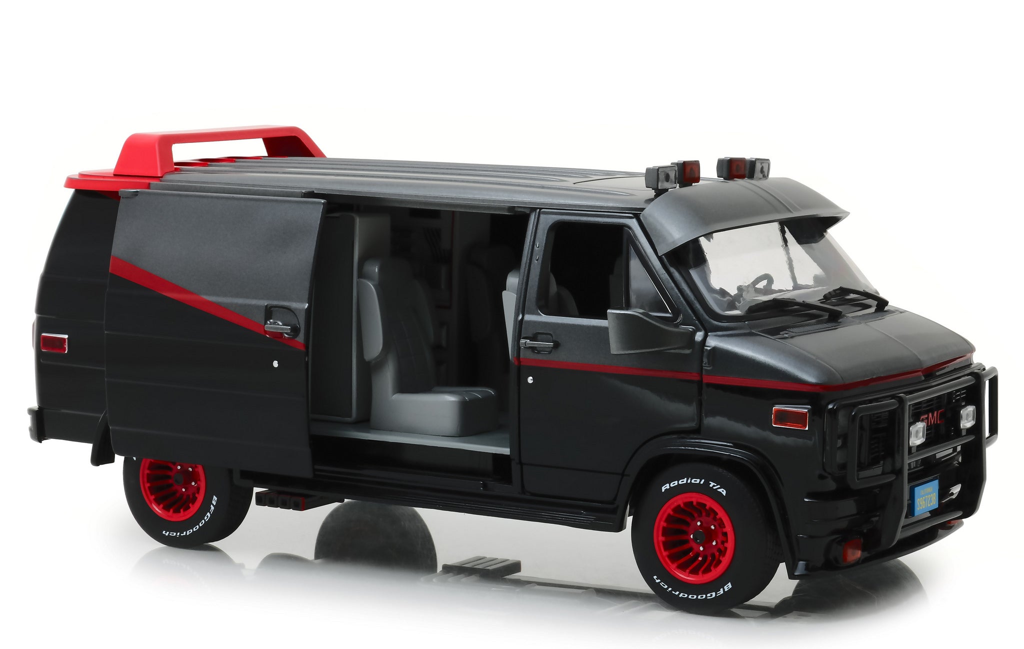 1983 GMC Vandura Black "The A-Team" (1983-1987) TV Series 1/18 Diecast Model Car by Greenlight - image 2