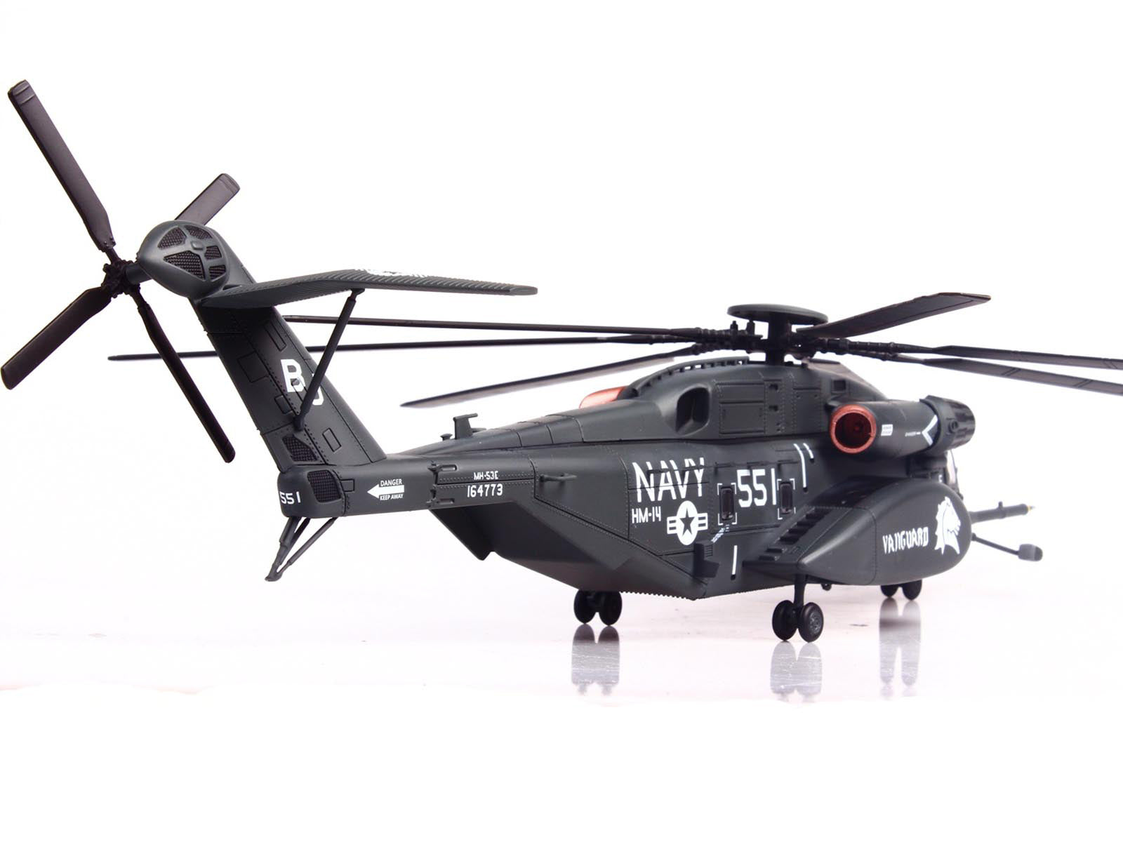Sikorsky MH-53E Sea Dragon Helicopter "United States Navy Vanguard Tail Number 551" Dark Gray 1/72 Diecast Model by Panzerkampf - image 3