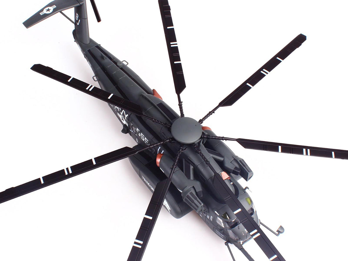 Sikorsky MH-53E Sea Dragon Helicopter "United States Navy Vanguard Tail Number 555" Dark Gray 1/72 Diecast Model by Panzerkampf - image 4