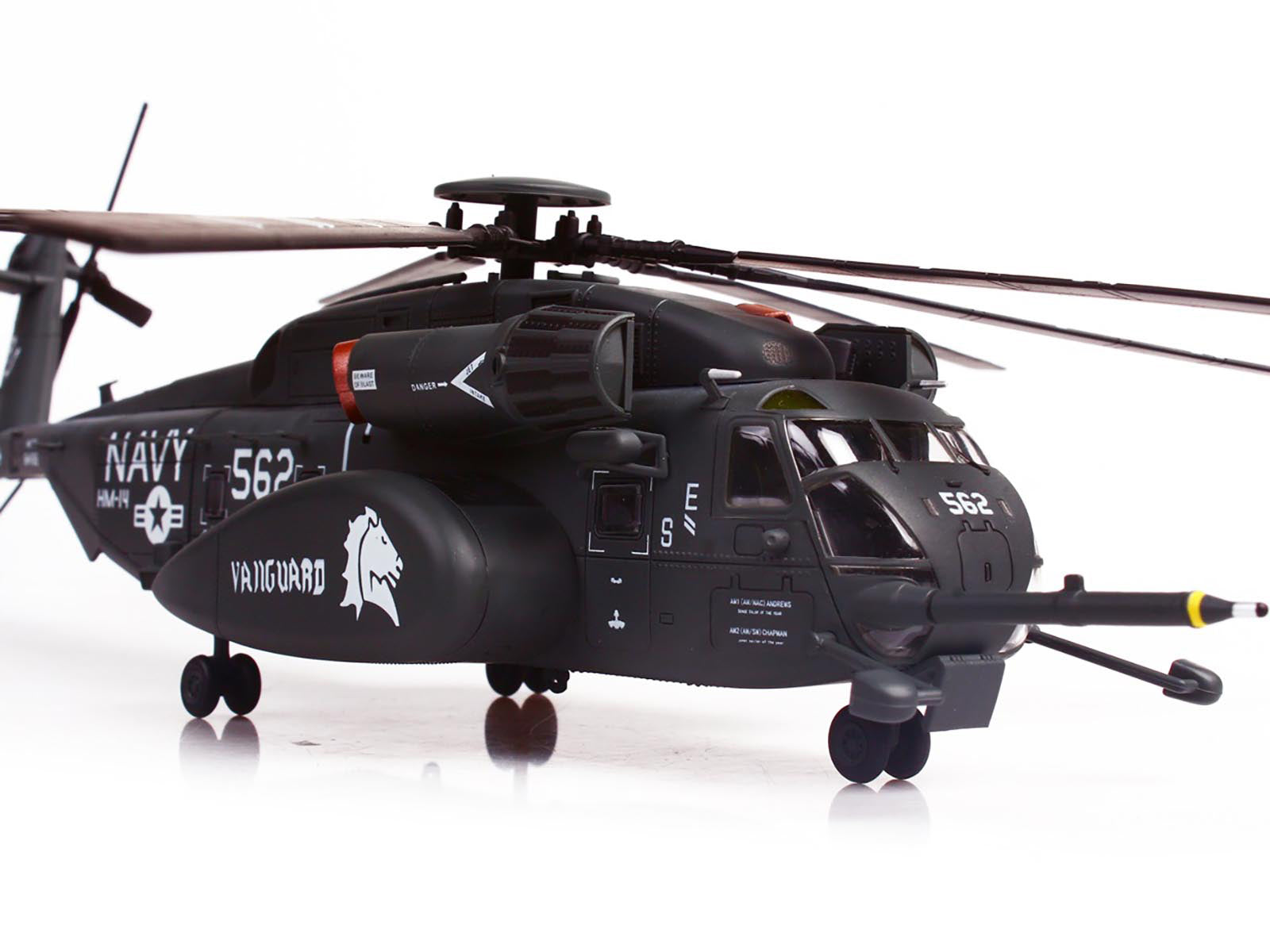 Sikorsky MH-53E Sea Dragon Helicopter "United States Navy Vanguard Tail Number 562" Dark Gray 1/72 Diecast Model by Panzerkampf - image 4