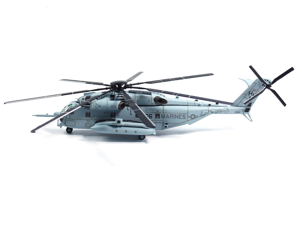 Sikorsky CH-53E Super Stallion Helicopter #06 "163075 HMH-366 Hammerheads Exercise Trident Juncture Vinnu Norway" (2018) United States Marine Corps 1/72 Diecast Model by Panzerkampf