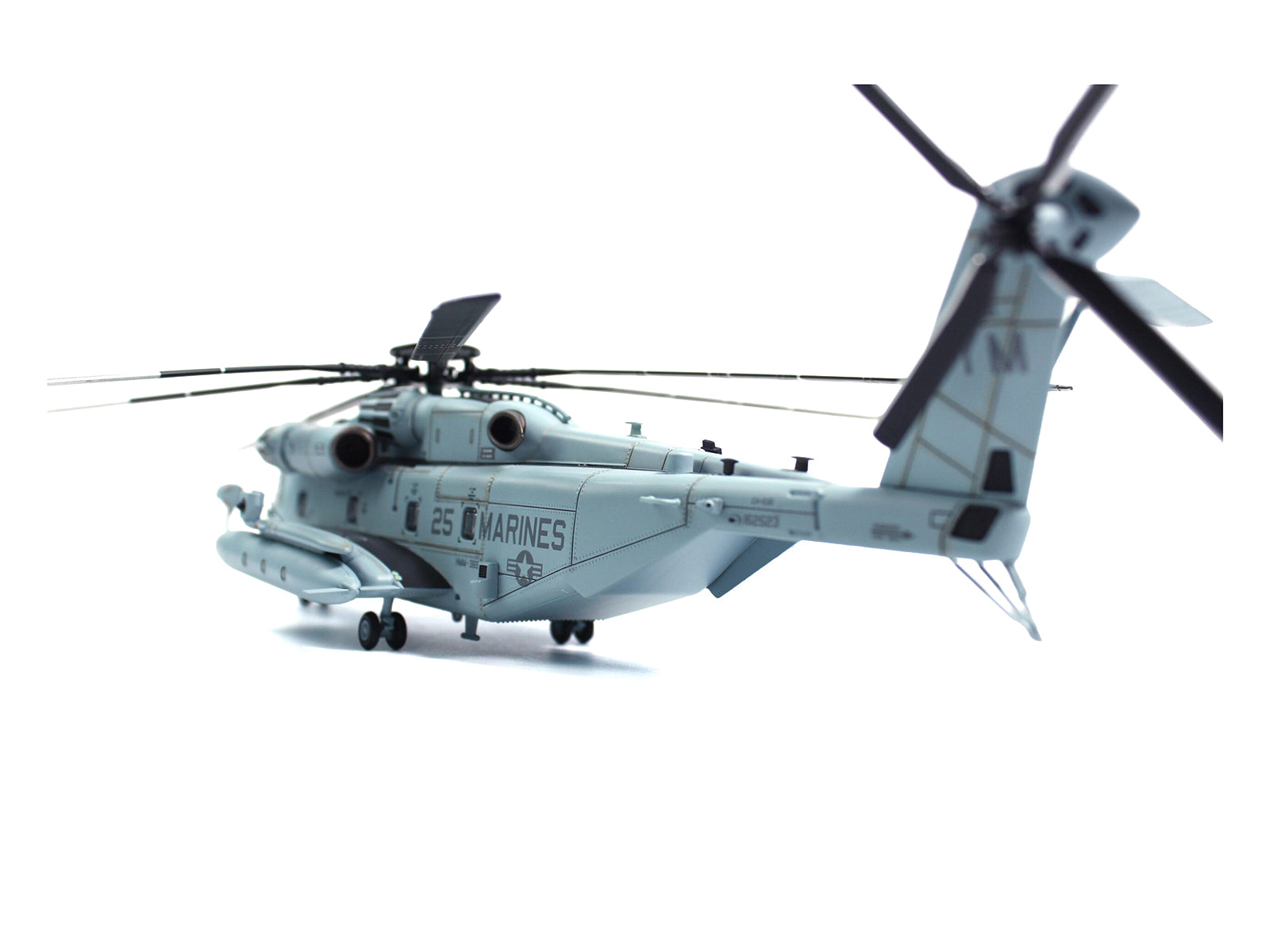 Sikorsky CH-53E Super Stallion Helicopter #25 "162523 HMH-461 Ironhorse HMM-365 (Rein) 4th MEU (SOC) Kandahar Afghanistan Operation Enduring Freedom" (2008) United States Marine Corps 1/72 Diecast Model by Panzerkampf