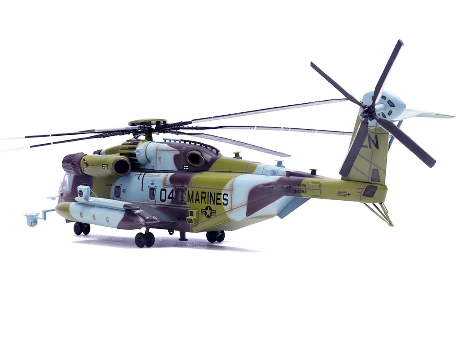 Sikorsky CH-53E Super Stallion Helicopter #04 "161184 HMH-464 Condors MCAS New River" (1990) United States Marine Corps 1/72 Diecast Model by Panzerkampf - image 4