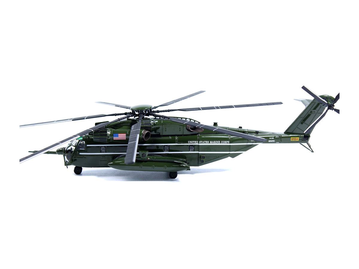 Sikorsky CH-53E Sea Stallion Helicopter #31 "HMX-1 Nighthawks MCAS Quantico VA" United States Marine Corps 1/72 Diecast Model by Panzerkampf