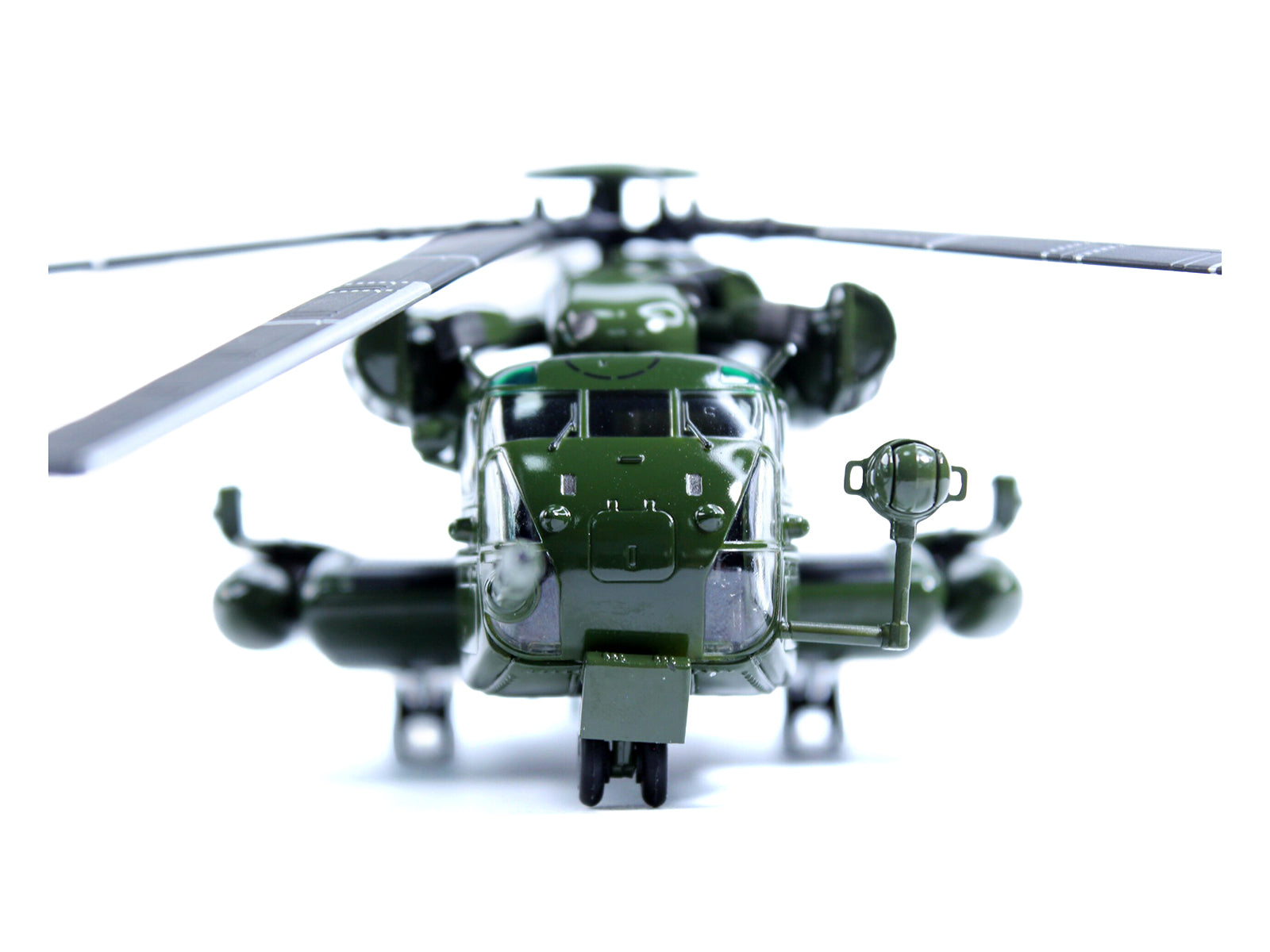 Sikorsky CH-53E Sea Stallion Helicopter #32 "HMX-1 Nighthawks MCAS Quantico VA" United States Marine Corps 1/72 Diecast Model by Panzerkampf