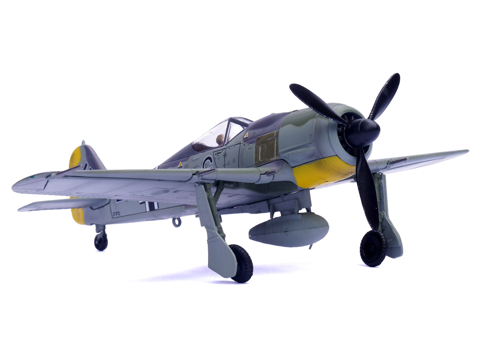 Focke-Wulf Fw 190A Aircraft "14-Victory Ace Hauptmann Wilhelm Gath Stab/JG 26 Schlageter France" (1942) German Luftwaffe 1/72 Diecast Model Airplane by Legion - image 4