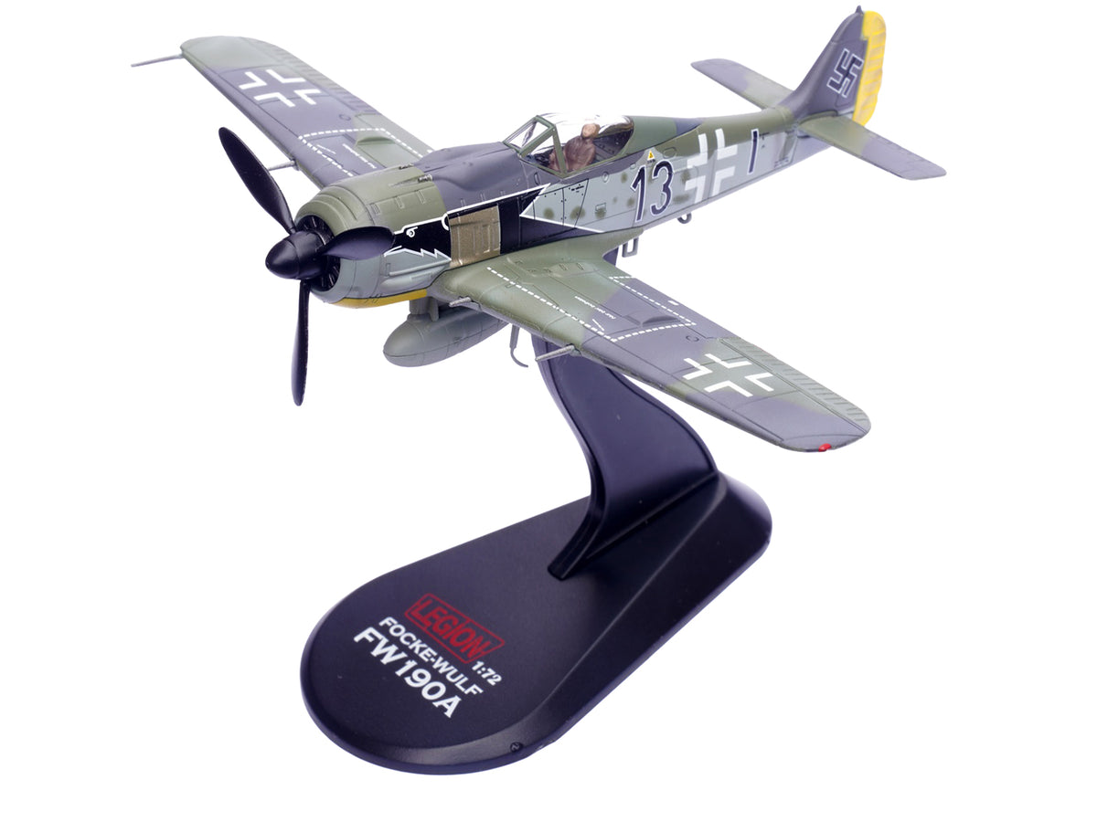 Focke-Wulf Fw 190A Aircraft "Black 13 8./JG 2 Richthofen France" (1943) German Luftwaffe 1/72 Diecast Model Airplane by Legion - image 5