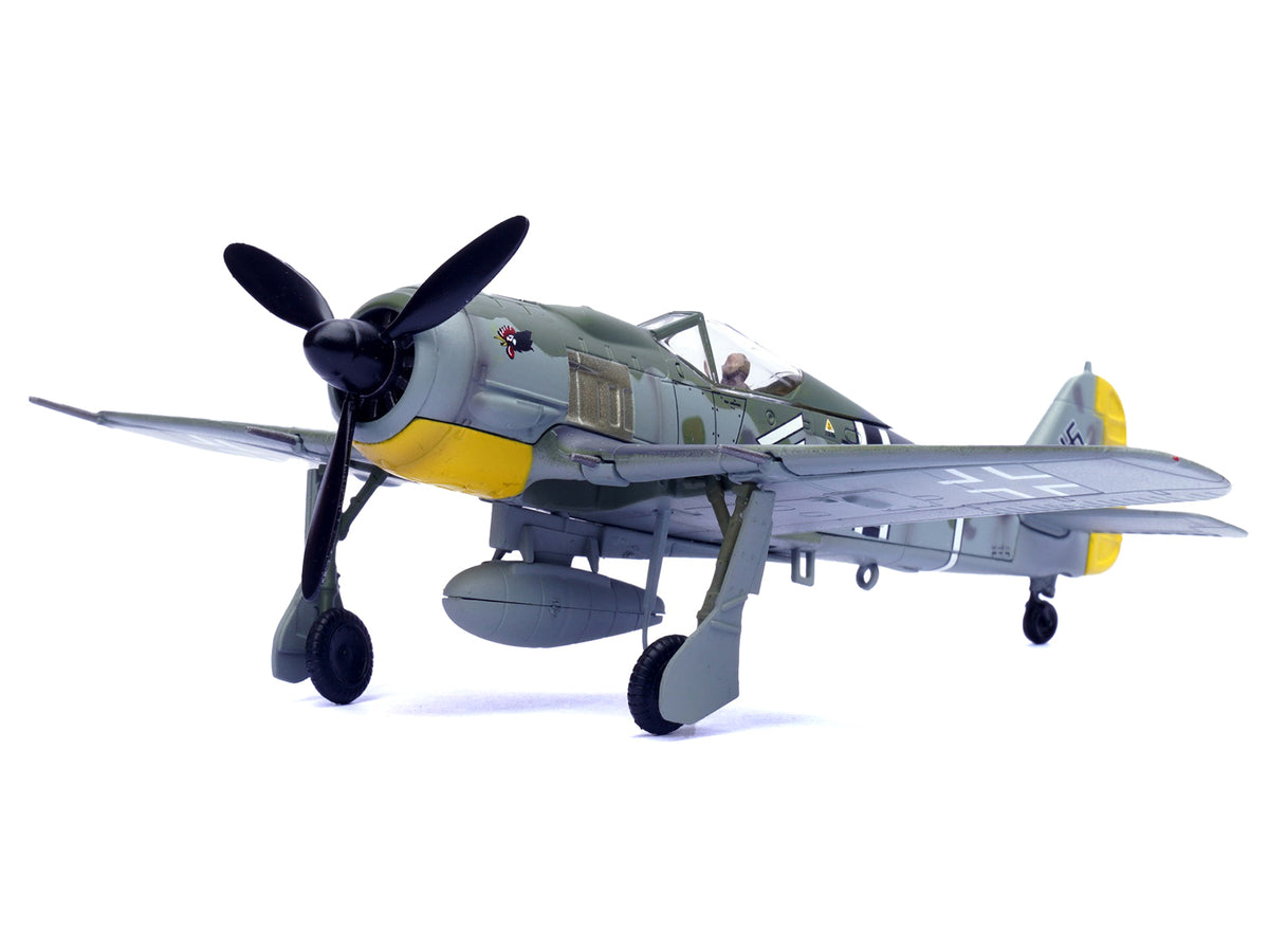 Focke-Wulf Fw 190A Aircraft "108-Victory Ace Hauptmann Hans 'Assi' Hahn Gruppenkommandeur III./JG 2 Richthofen France" (1942) German Luftwaffe 1/72 Diecast Model Airplane by Legion - image 3