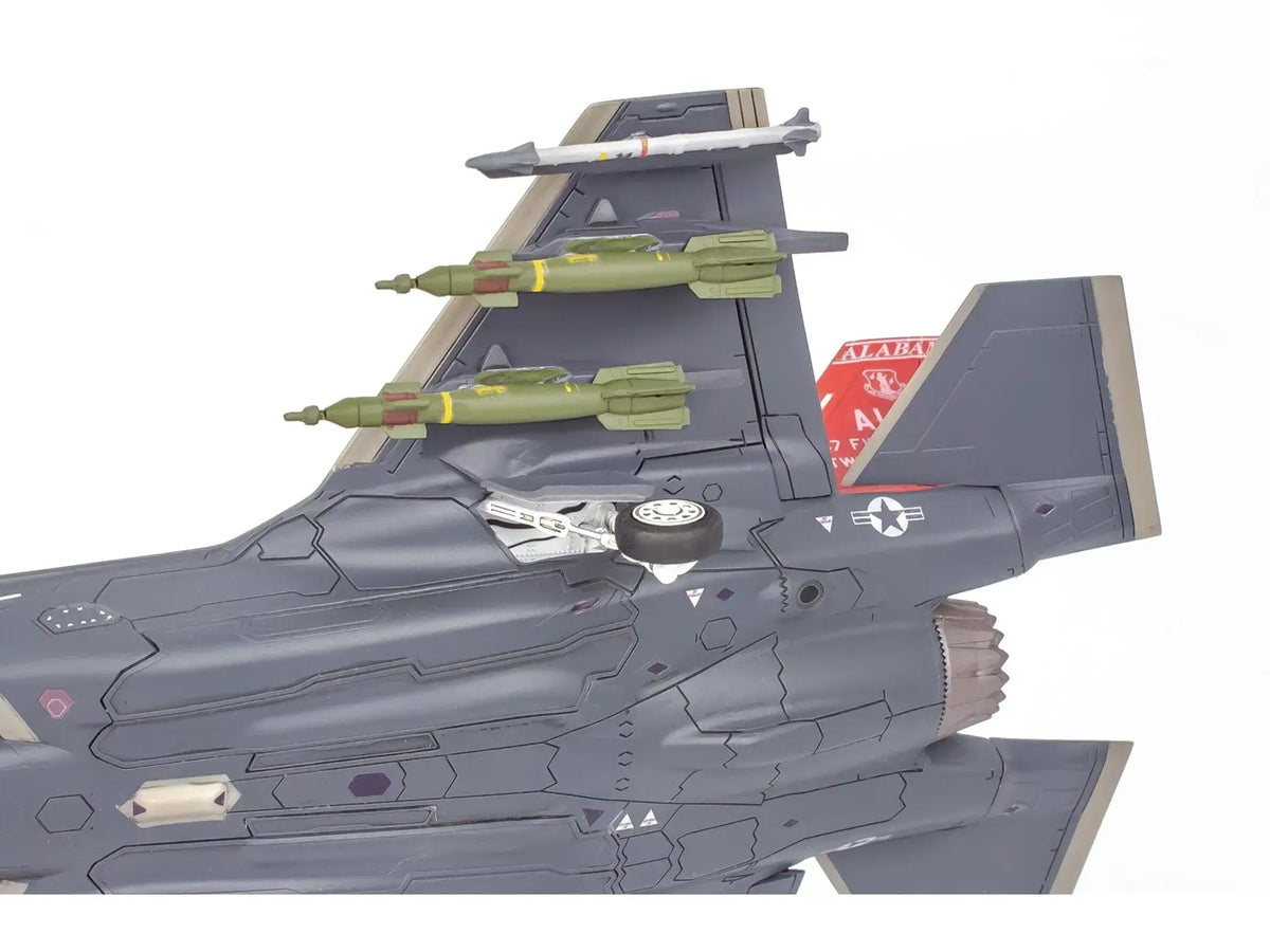 Level 4 Model Kit Lockheed Martin F-35A Lightning II Aircraft 1/72 Scale Model by Revell - image 4