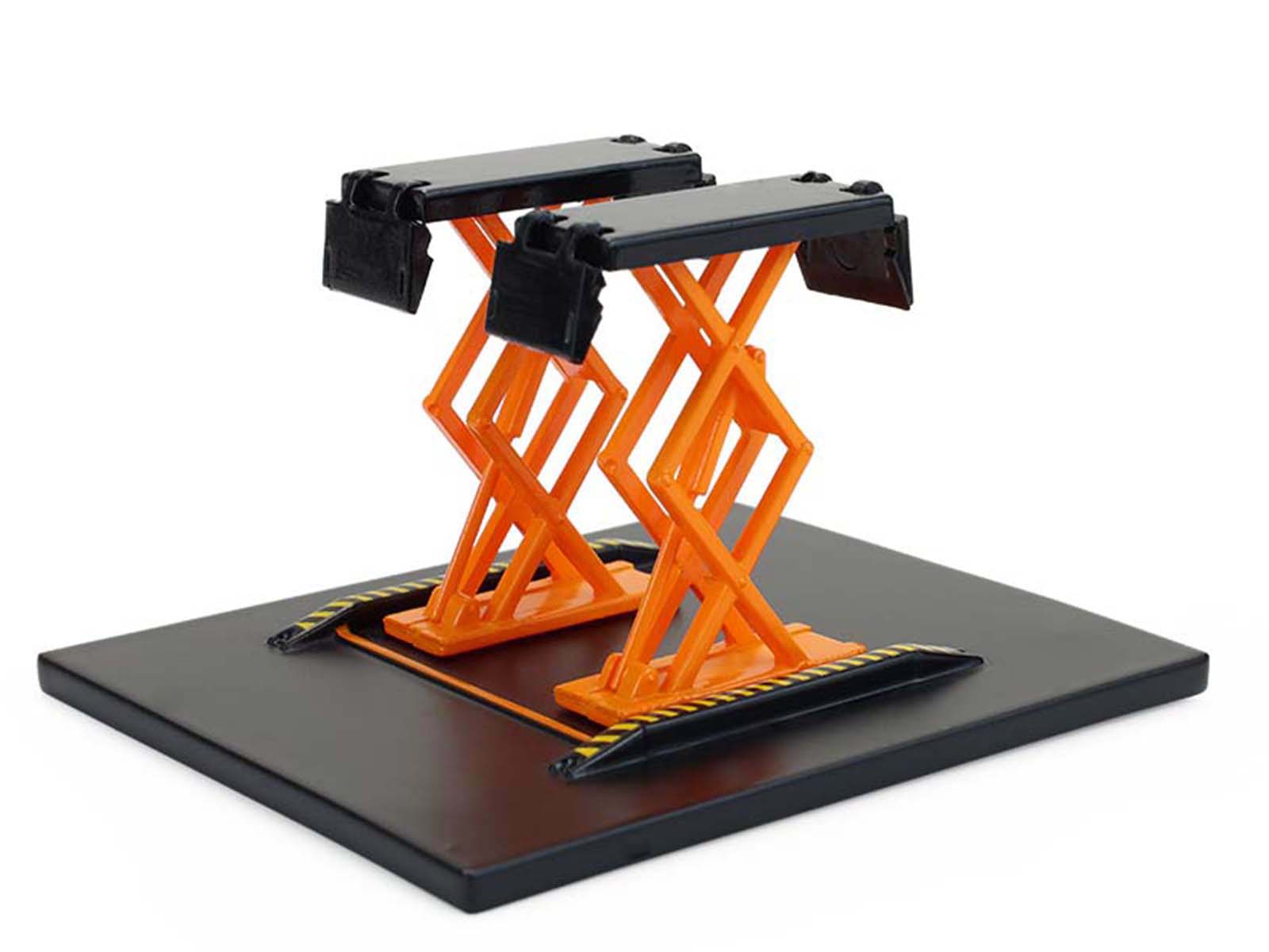 Automotive "Double Scissor Lifts" Series #2 Set of 3 pieces 1/64 Diecast Models by Greenlight - image 3