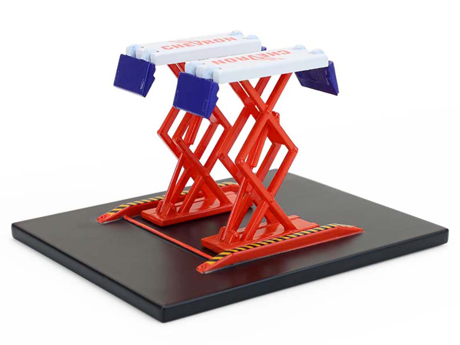Automotive "Double Scissor Lifts" Series #2 Set of 3 pieces 1/64 Diecast Models by Greenlight - image 5