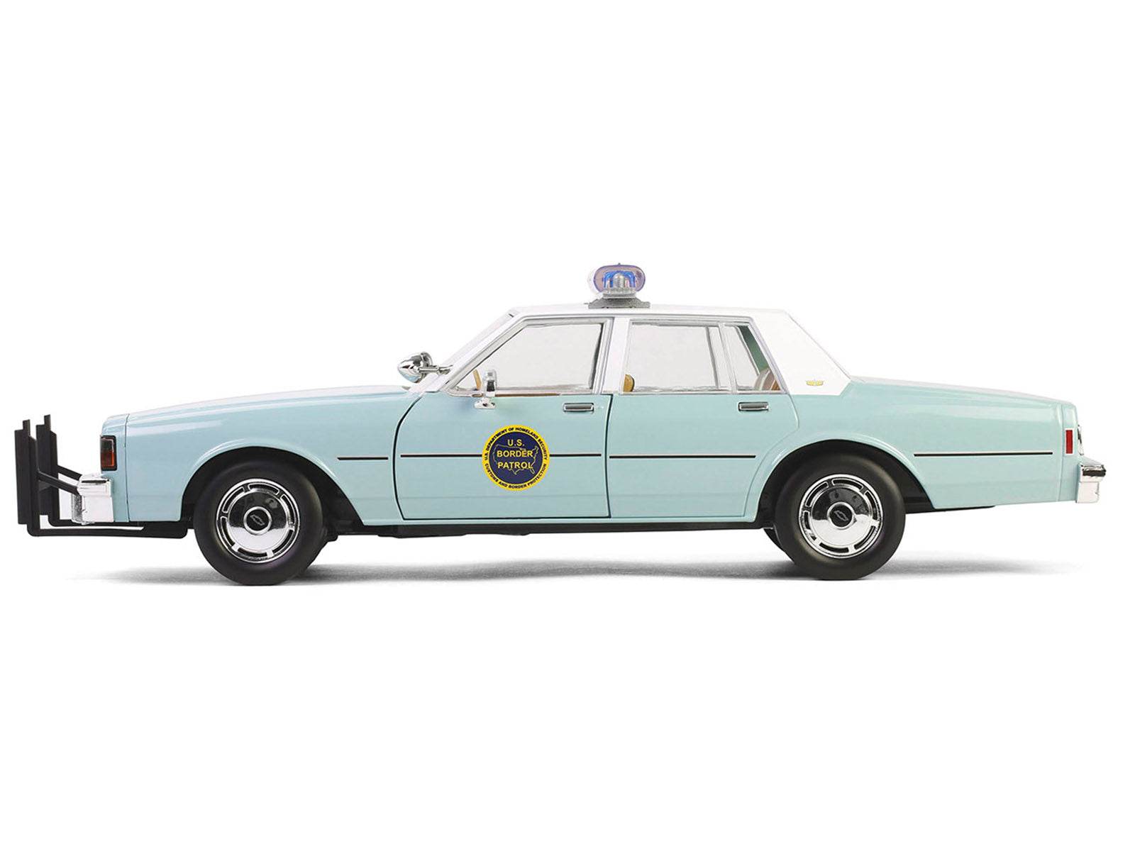 1987 Chevrolet Caprice 9C1 "US Border Patrol" Light Green with White Top "Artisan Collection" 1/18 Diecast Model Car by Greenlight - image 4
