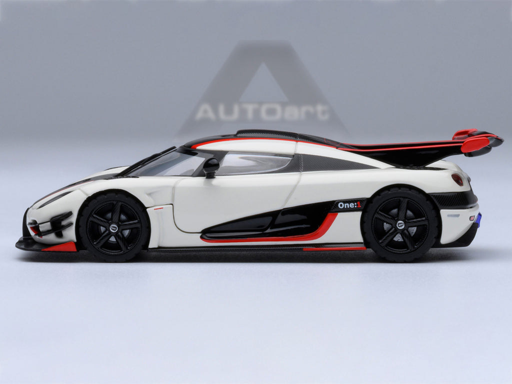 Koenigsegg One:1 Pebble White with Carbon and Red Stripes 1/64 Model Car by Autoart - image 2