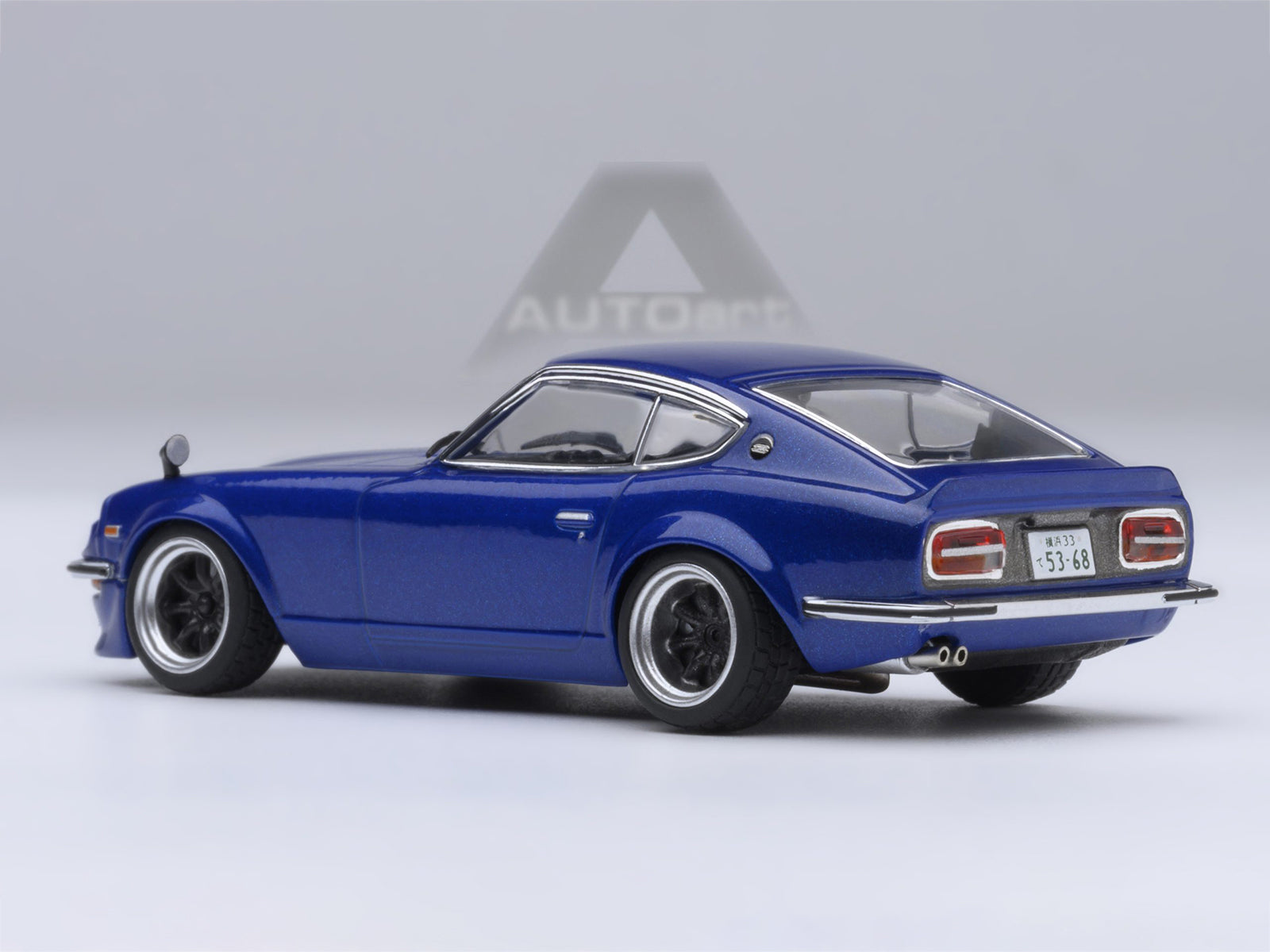 Nissan Fairlady Z RHD (Right Hand Drive) "Akuma No Z" Blue Metallic "Wangan Midnight - Comic #1 Version" Manga 1/64 Model Car by Autoart - image 3