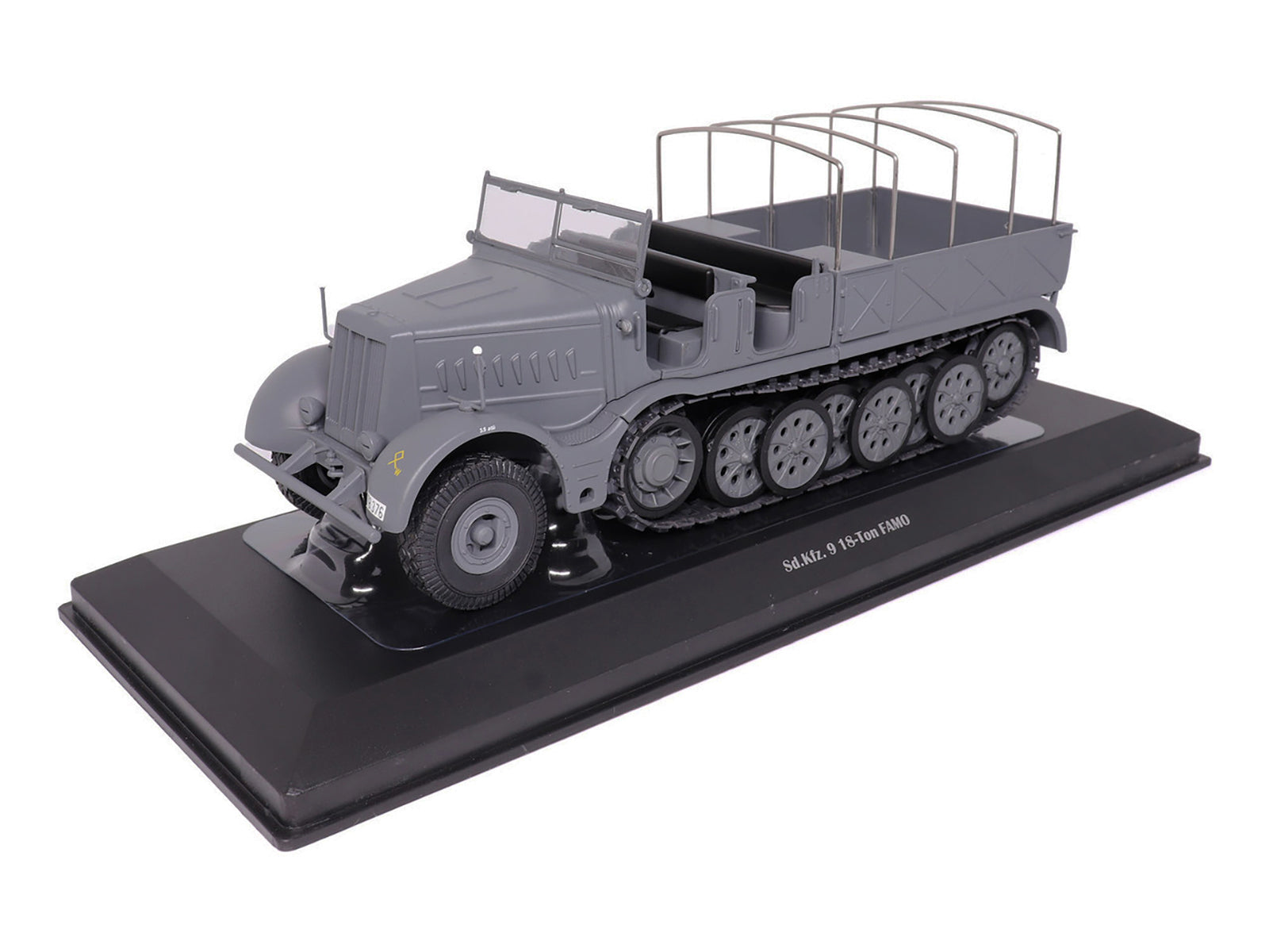 Sd.Kfz. 9 18-Ton FAMO AFV Gray "German Army" 1/43 Diecast Model by Militaria Die Cast - image 4