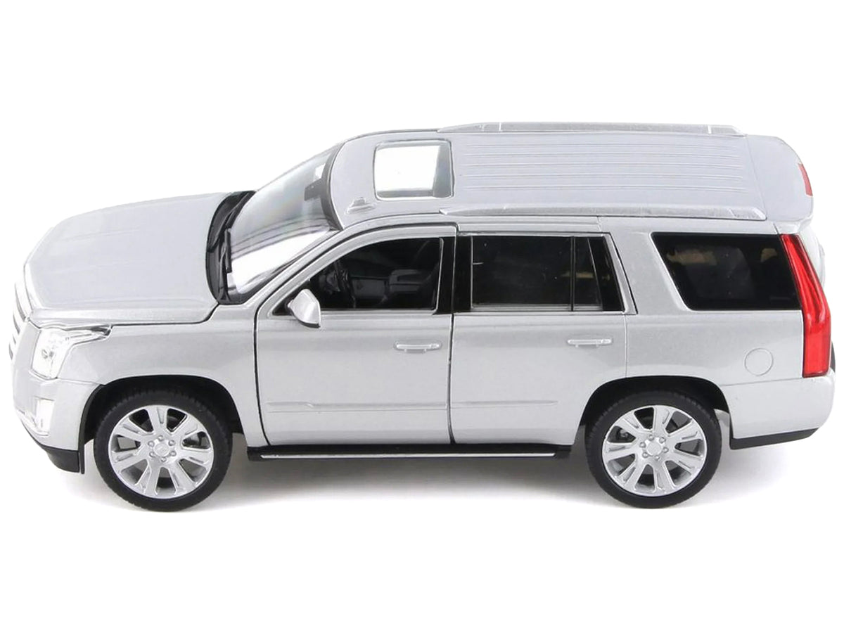 2017 Cadillac Escalade with Sunroof Silver Metallic 1/24-1/27 Diecast Model Car by Welly - image 3