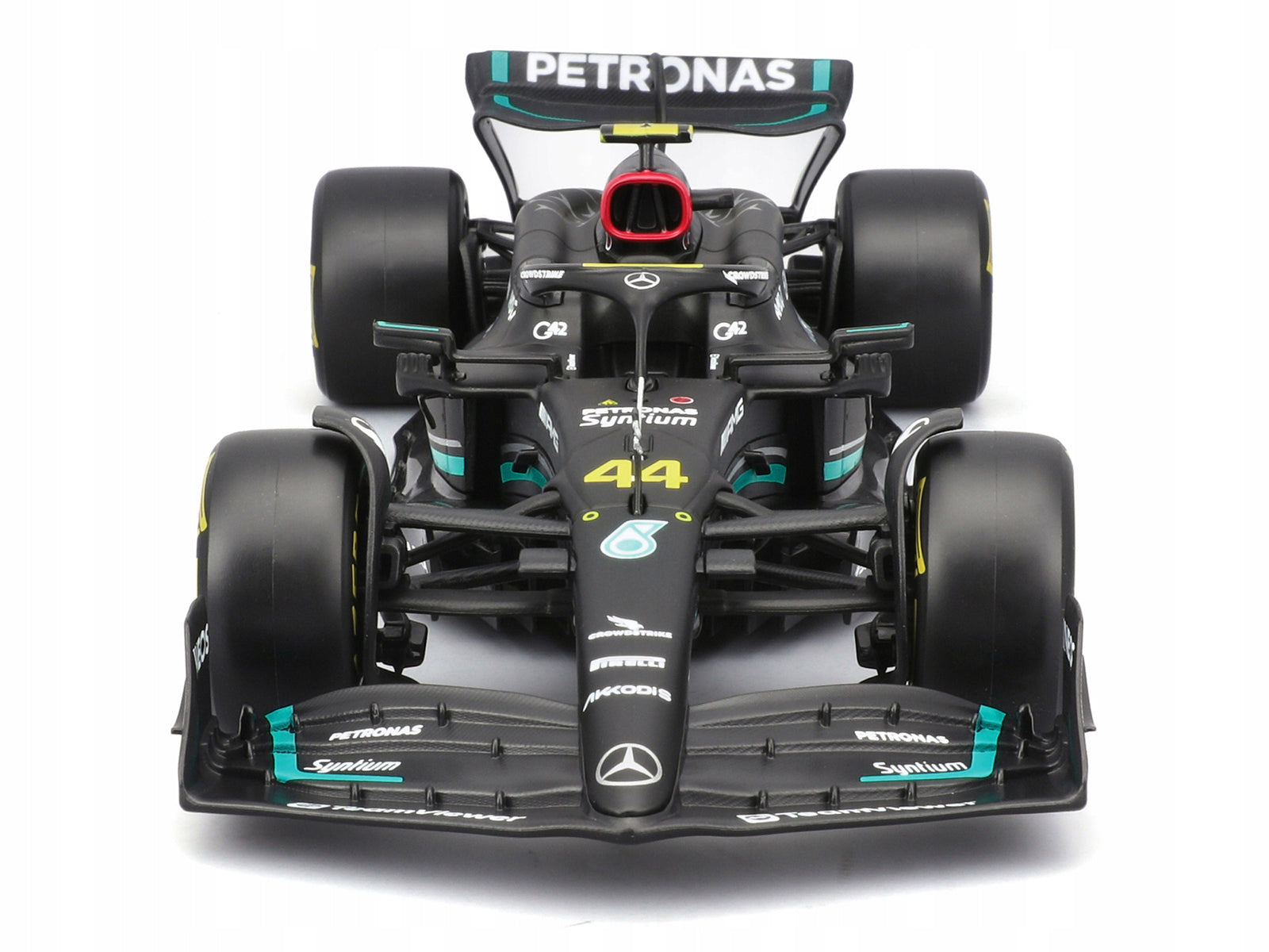 Mercedes-AMG F1 W14 E Performance #44 Lewis Hamilton "Petronas" Formula One F1 "World Championship" (2023) with Driver Figure "Race" Series 1/24 Diecast Model Car by Bburago - image 5
