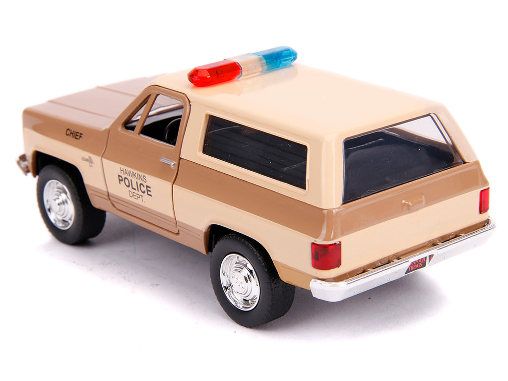 Hopper's Chevrolet Blazer "Hawkins Police Dept." "Stranger Things" (2016) TV Series "Hollywood Rides" 1/32 Diecast Model Car by Jada - image 4