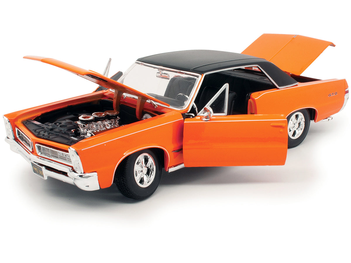 1965 Pontiac GTO Hurst Orange with Black Top and White Stripes "Special Edition" 1/18 Diecast Model Car by Maisto - image 3