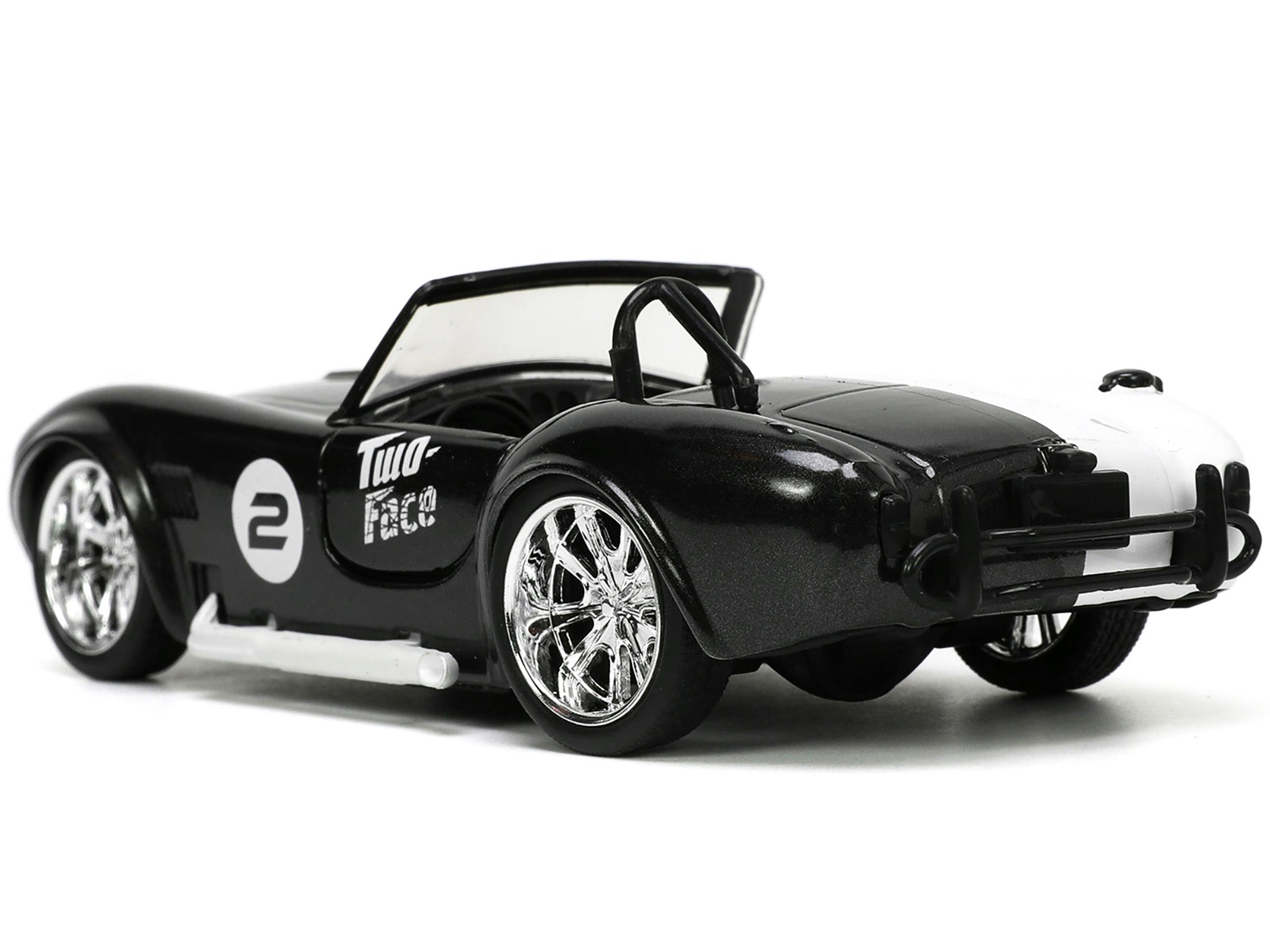1965 Shelby Cobra 427 S/C #2 Black Metallic and White and Harvey Two-Face Diecast Figure "Batman" "Hollywood Rides" Series 1/32 Diecast Model Car by Jada - image 3