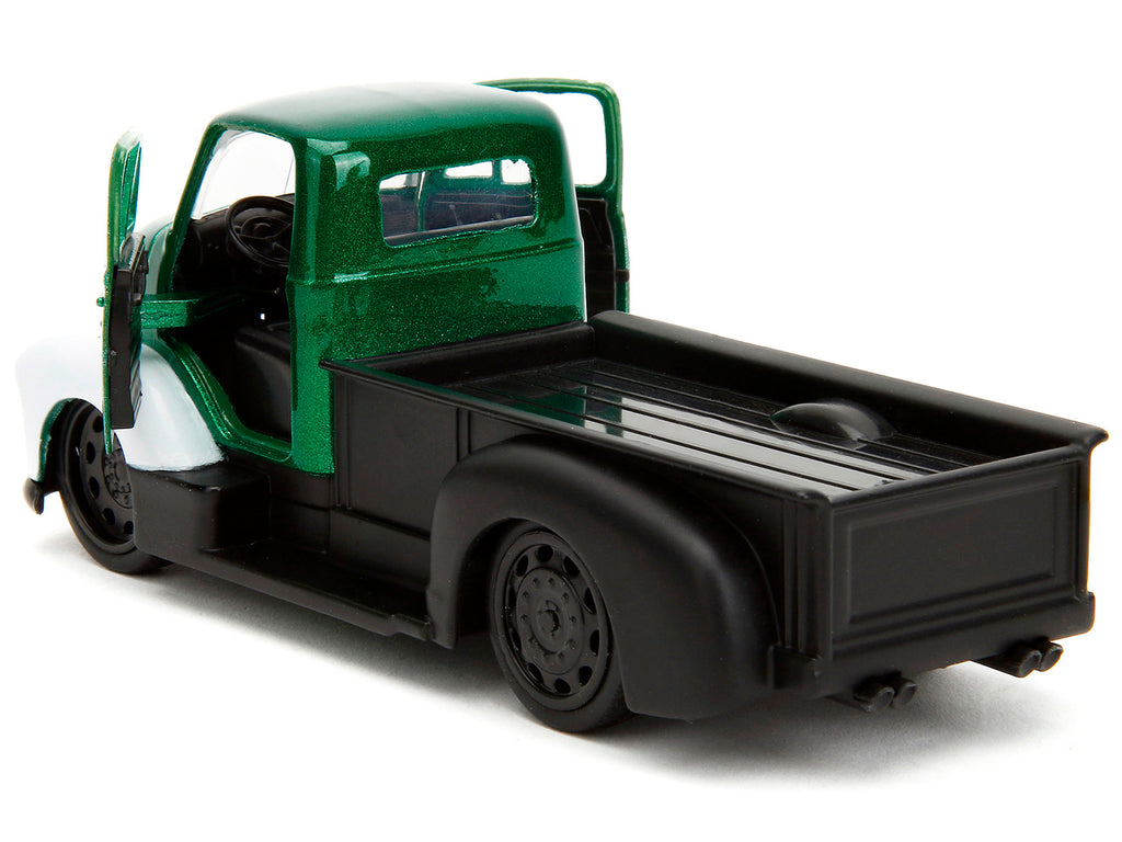 1952 Chevrolet COE Pickup Truck Green Metallic and Black and Green Lantern Diecast Figure "DC Comics" "Hollywood Rides" Series 1/32 Diecast Model Car by Jada - image 4