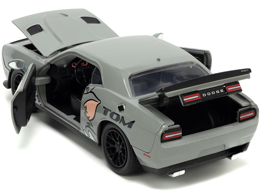 2015 Dodge Challenger Hellcat Gray with "Tom" Graphics and Jerry Diecast Figure "Tom and Jerry" "Hollywood Rides" Series 1/24 Diecast Model Car by Jada - image 4