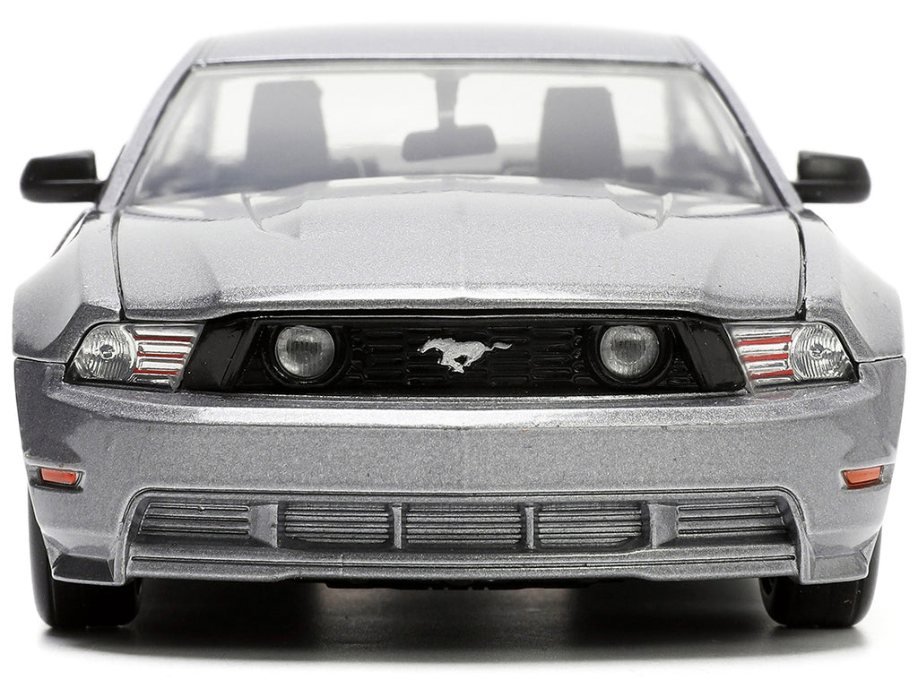 2010 Ford Mustang GT Gray Metallic with Flames "Ford Motor Company" "Bigtime Muscle" Series 1/24 Diecast Model Car by Jada - image 4