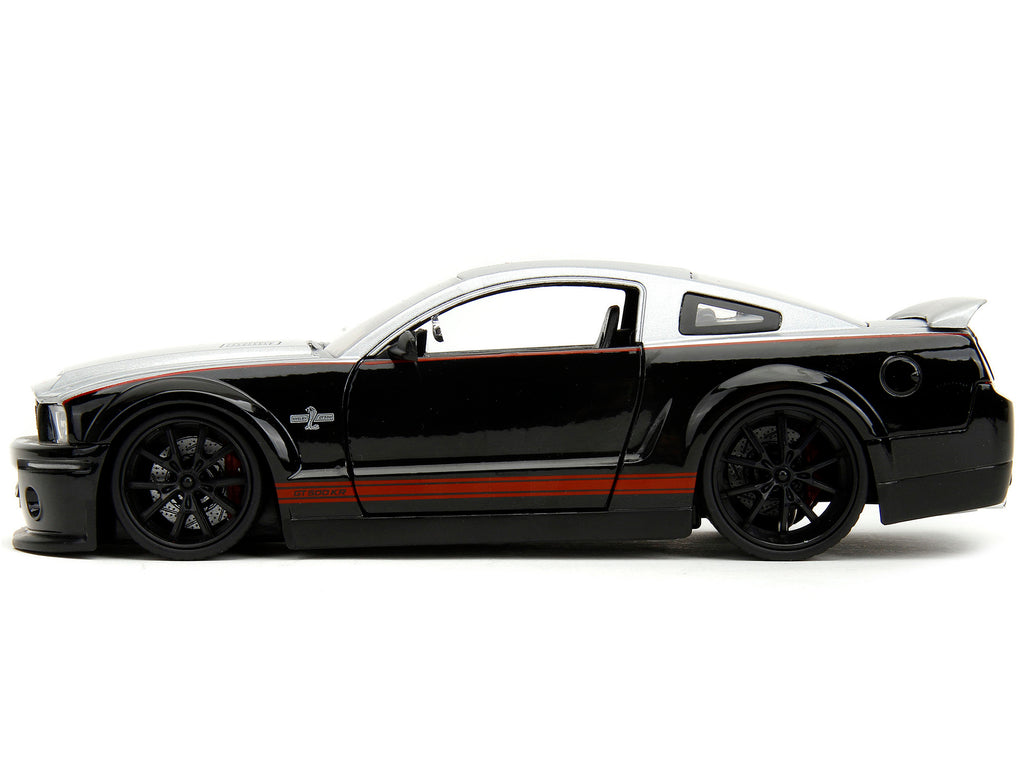 2008 Ford Shelby Mustang GT-500KR Silver and Black with Red Stripes "Bigtime Muscle" Series 1/24 Diecast Model Car by Jada - image 3