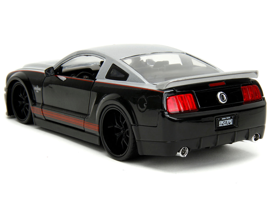 2008 Ford Shelby Mustang GT-500KR Silver and Black with Red Stripes "Bigtime Muscle" Series 1/24 Diecast Model Car by Jada - image 5