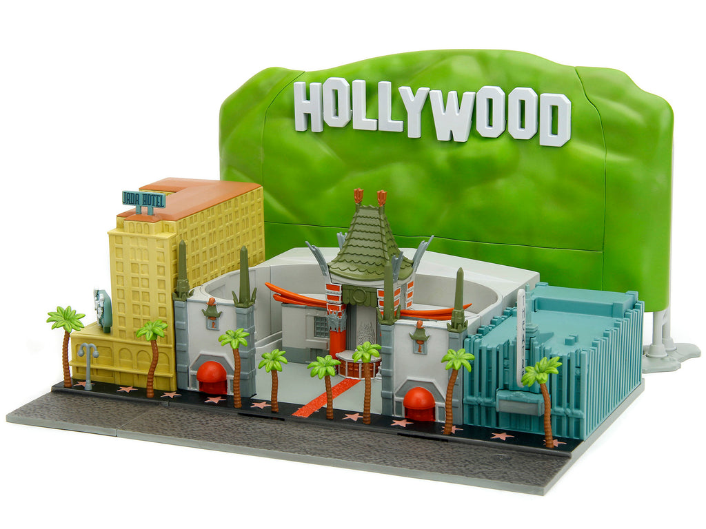 "Hollywood 100" Walk of Fame Diorama with Pink Convertible and Double-Decker Bus "Nano Scene" Series model by Jada - image 4