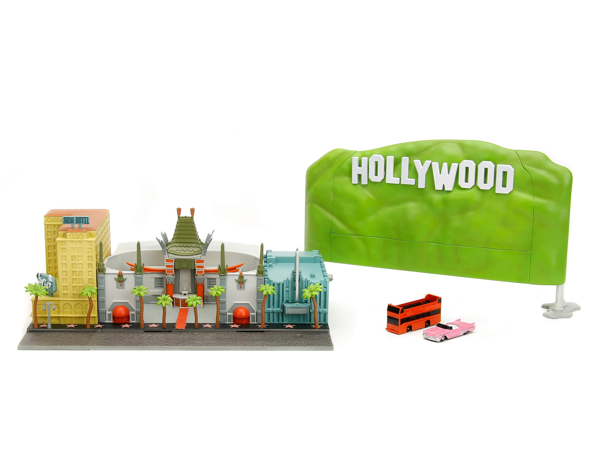"Hollywood 100" Walk of Fame Diorama with Pink Convertible and Double-Decker Bus "Nano Scene" Series model by Jada - image 5