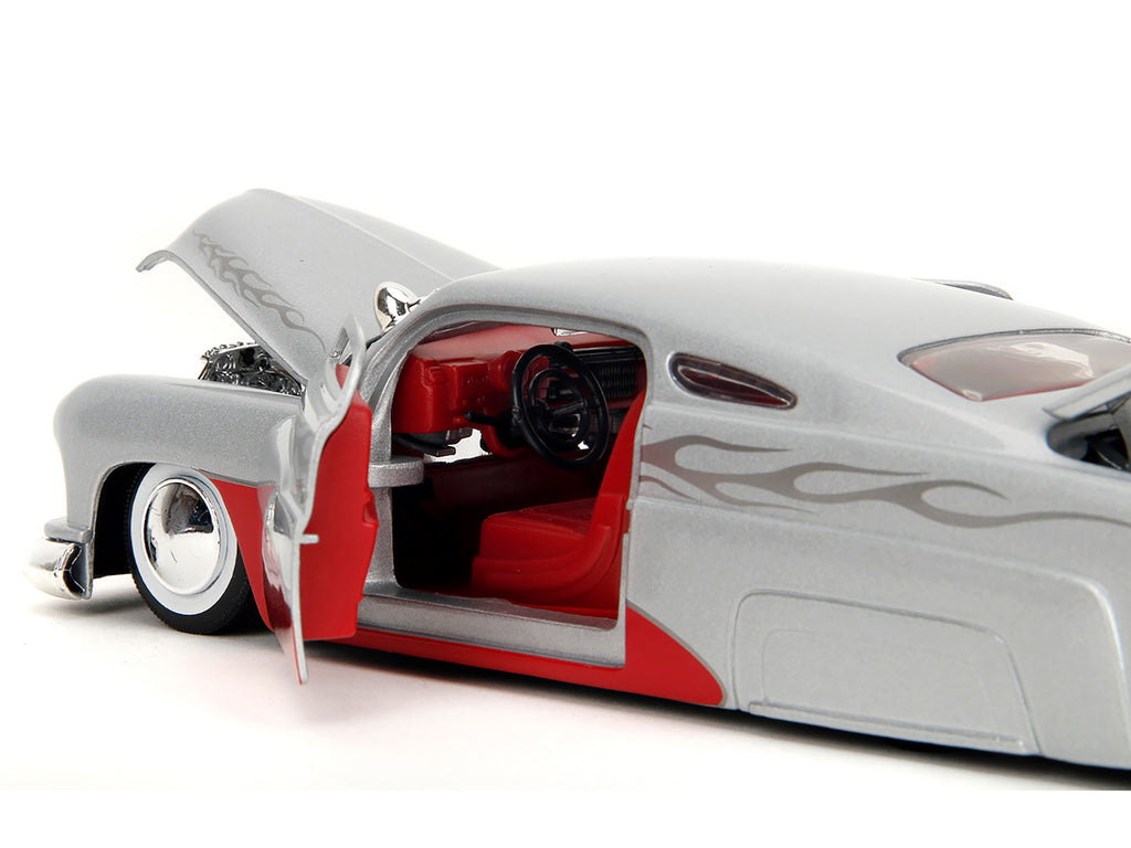 1951 Mercury Silver Metallic and Red with Flame Graphics and Red Interior "Bigtime Muscle" Series 1/24 Diecast Model Car by Jada - image 4