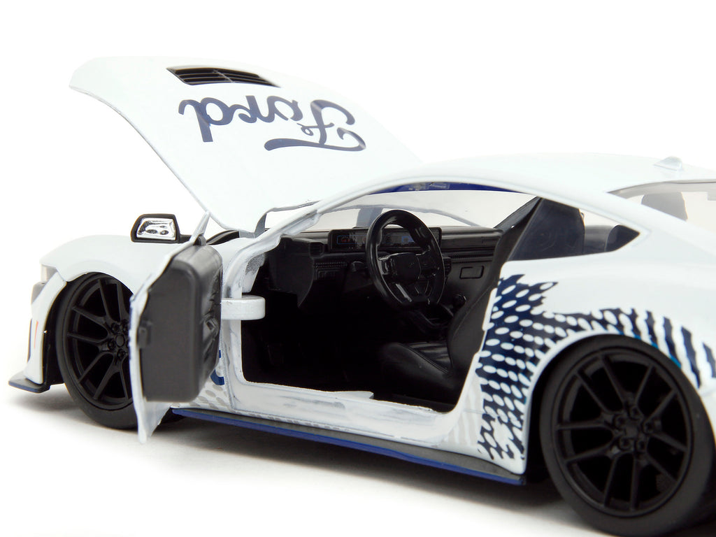 2024 Ford Mustang Dark Horse White with "Mustang Horse Graphics" "Bigtime Muscle" Series 1/24 Diecast Model Car by Jada - image 5