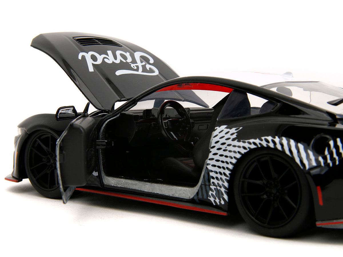 2024 Ford Mustang Dark Horse Black with White Top and "Mustang Horse Graphics" "Bigtime Muscle" Series 1/24 Diecast Model Car by Jada - image 3