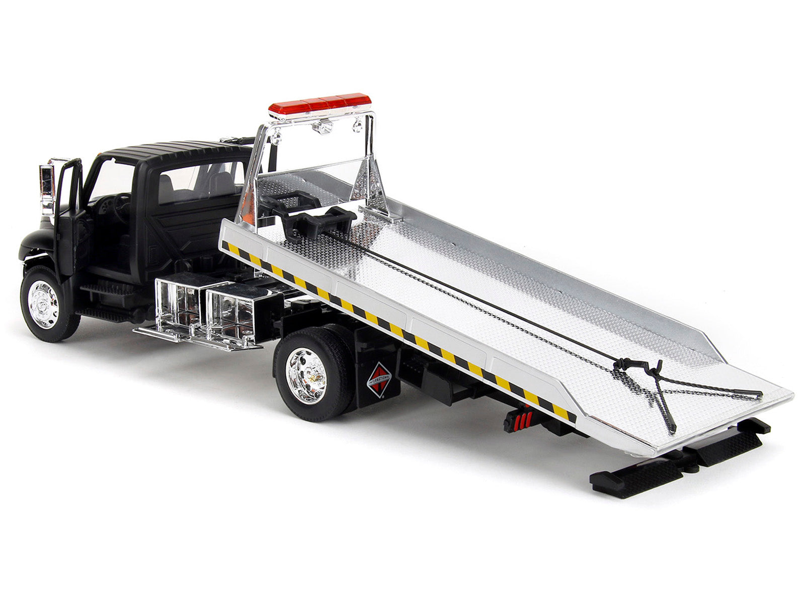 International DuraStar 4400 Flatbed Tow Truck Matt Black 1/24 Diecast Model Car by Jada - image 4