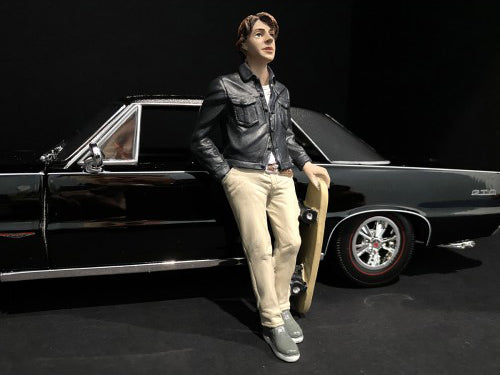 Skateboarder Figurine III for 1/24 Scale Models by American Diorama - image 3