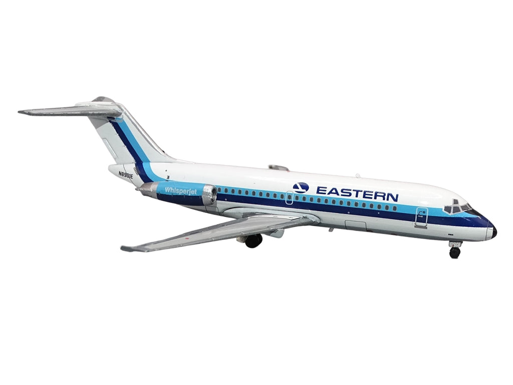 McDonnell Douglas DC-9-14 Commercial Aircraft "Eastern Air Lines" (N8901E) White with Blue Stripes 1/400 Diecast Model by V1:400 - image 4