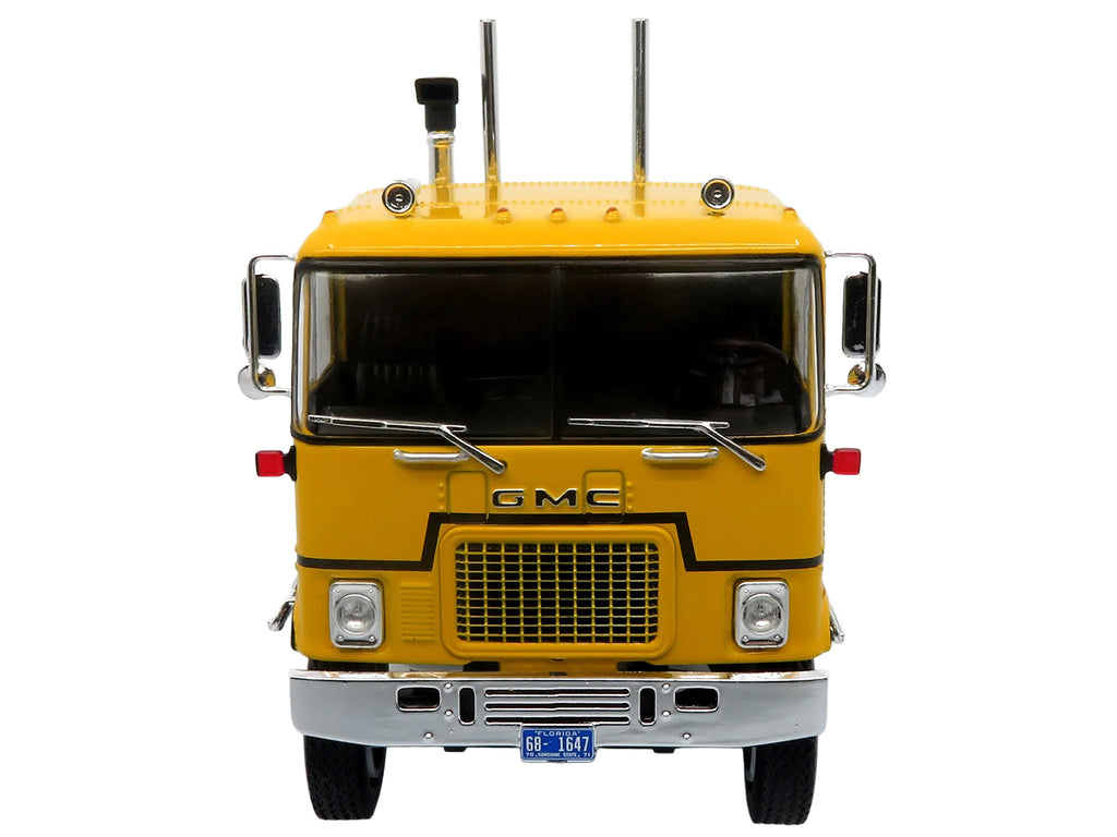 1970 GMC Astro 95 Tractor with Dry Van Trailer "Ryder Truck Rental" Yellow with Stripes "North American Vintage Truck Collection" Limited Edition to 504 pieces Worldwide 1/43 Diecast Model by Iconic Replicas - image 5