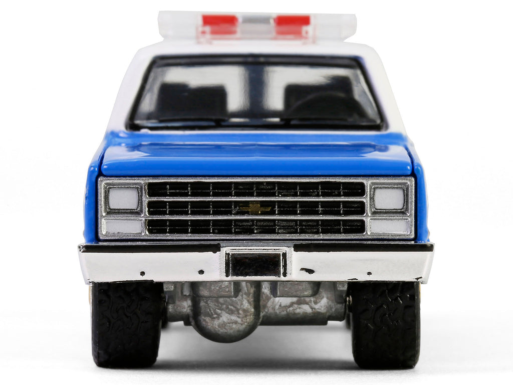 1990 Chevrolet Suburban K2500 Scottsdale "NYPD (New York City Police Department)" Blue with White Top "Hot Pursuit" Series 46 1/64 Diecast Model Car by Greenlight - image 4