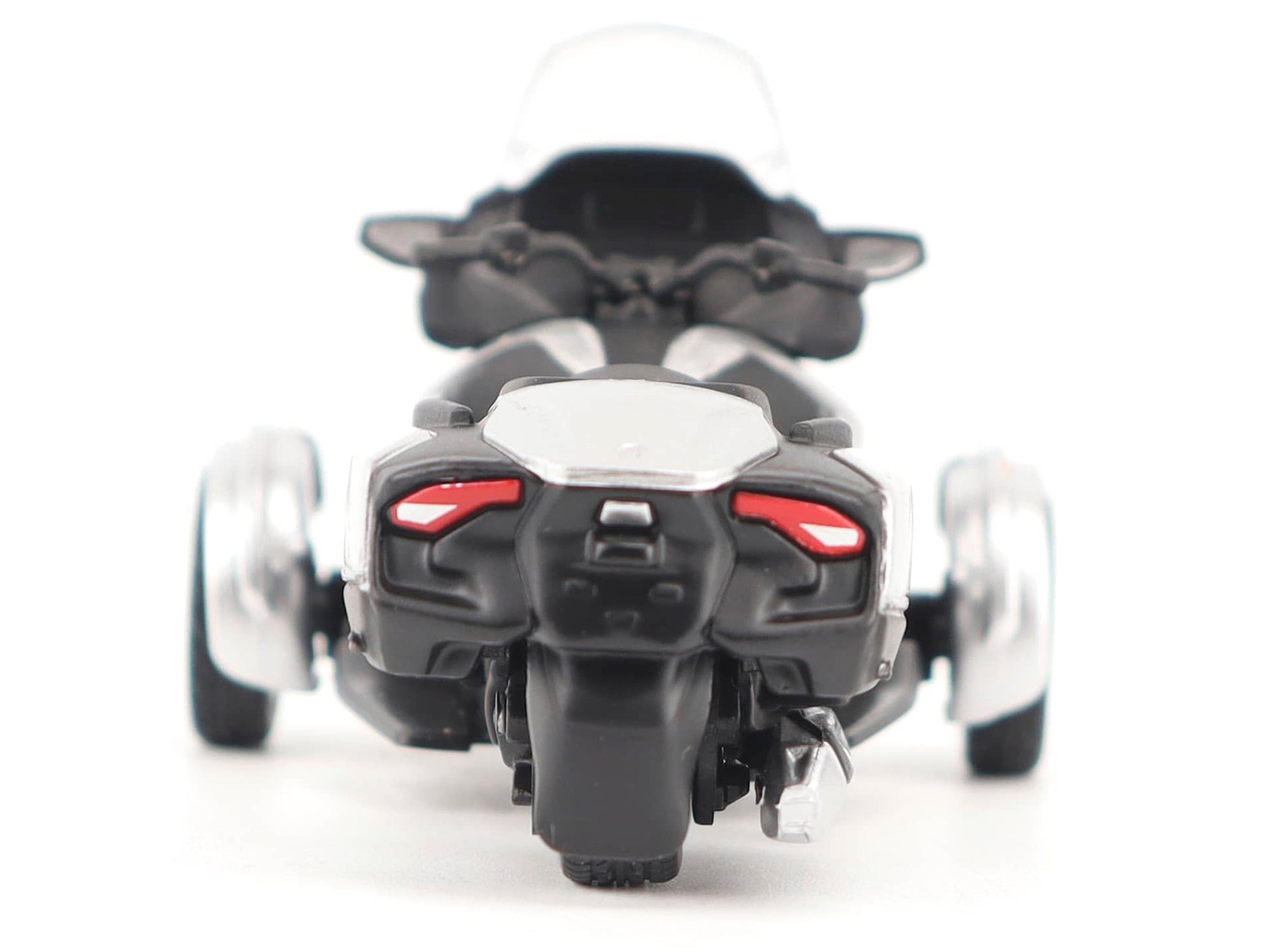 Can-Am Spyder RT 3-Wheel Motorcycle Hyper Silver Metallic with Driver Figure 1/32 Diecast Model by BRP Models - image 4