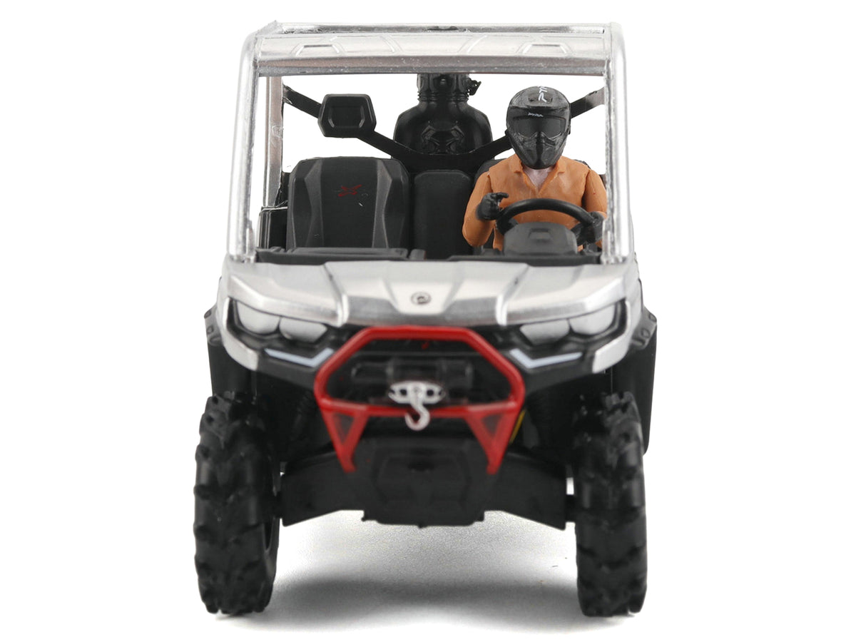 Can-Am Defender XMR Silver Metallic and Black with Driver Figure 1/32 Diecast Model by BRP Models - image 5