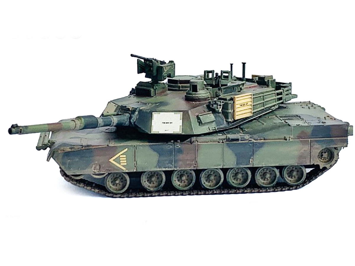 United States M1A2 SEP V2 Tank "2nd Battalion 5th Cavalry Regiment 1st Cavalry Division Germany" "NEO Dragon Armor" Series 1/72 Plastic Model by Dragon Models - image 2